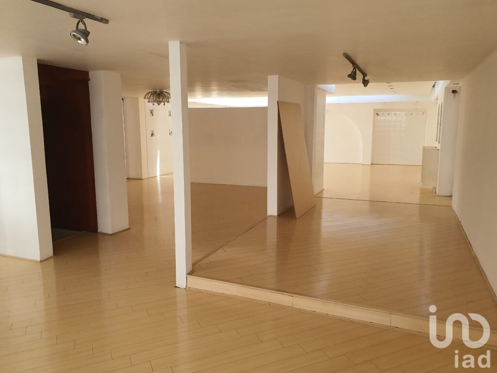 Renta de casa con uso de suelo comercial en Lomas de Chapultepec Miguel Hidalgo, , CDMX