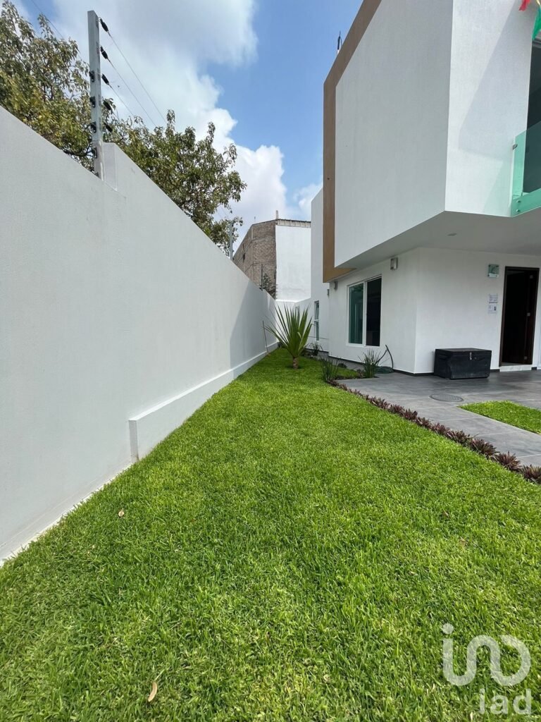 Venta de Casa en la Rua Residencial San Agustín, Tlajomulco Jal.