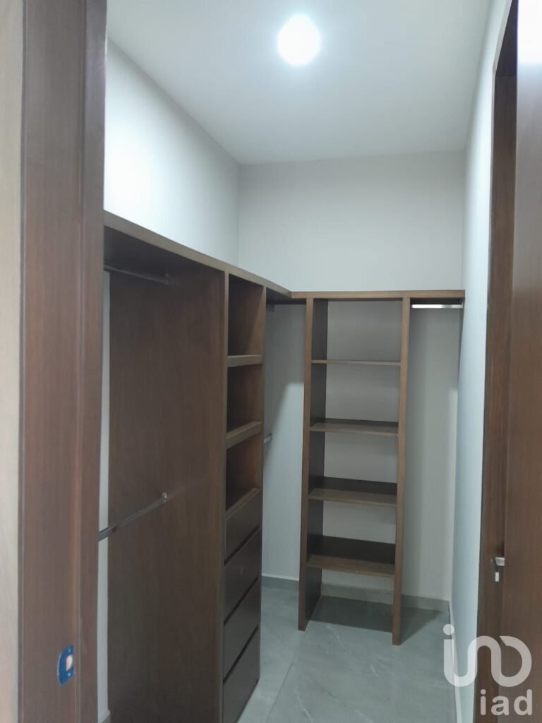 Venta de Casa en La Rua Residencial San Agustín, Tlajomulco Jal.