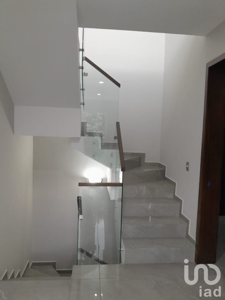 Venta de Casa en La Rua Residencial San Agustín, Tlajomulco Jal.