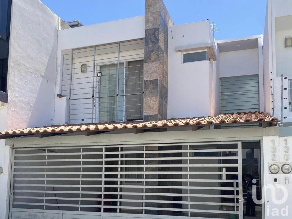 CASA EN VENTA VILLANATY AGUASALIENTES