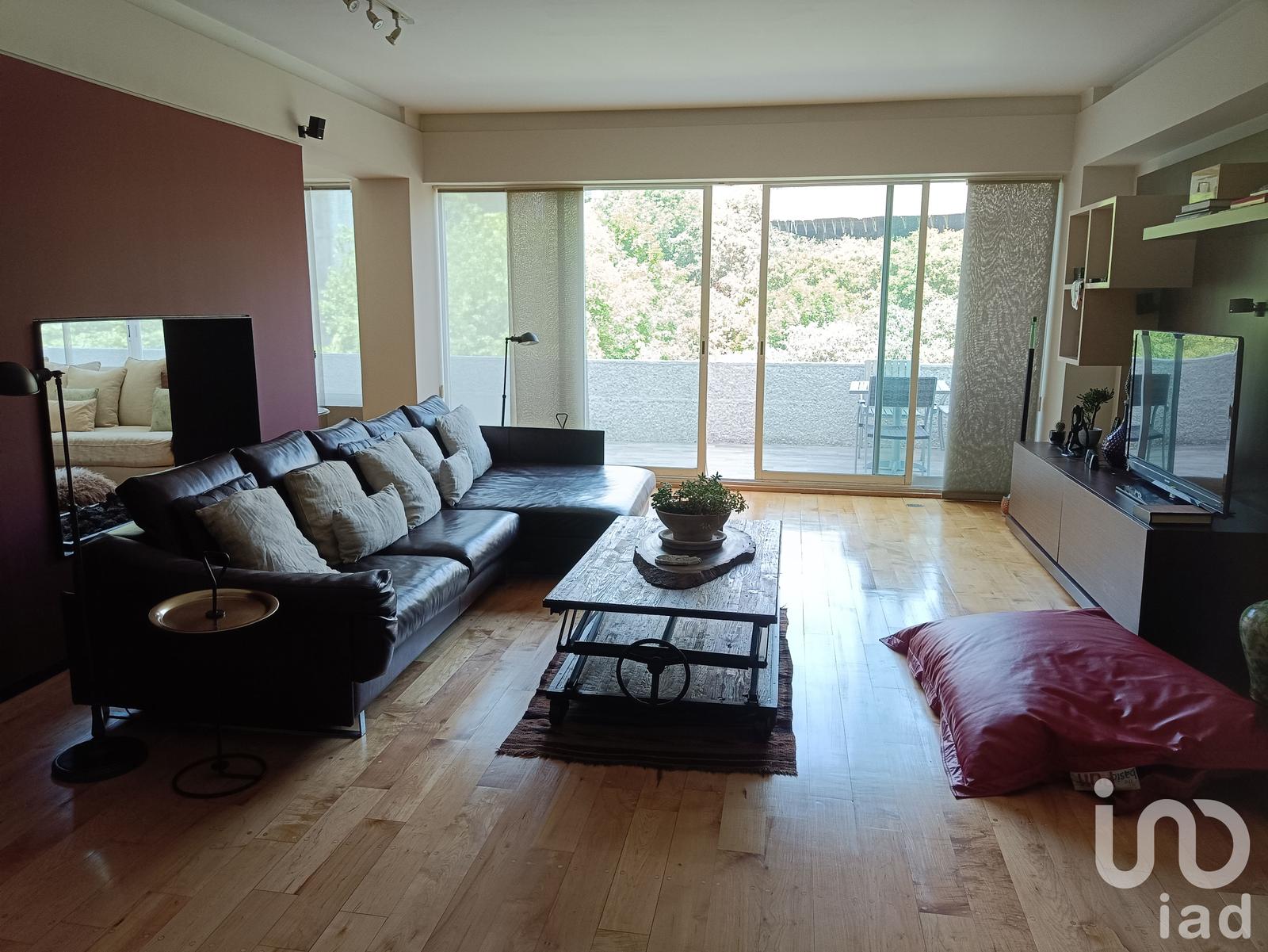 Departamento en venta en Av Laureles, Bosques de las Lomas