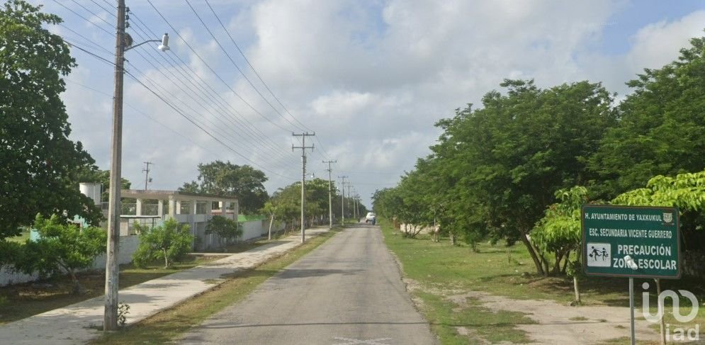 Amplio Terreno Privado en Yaxkukul Merida Yucatan