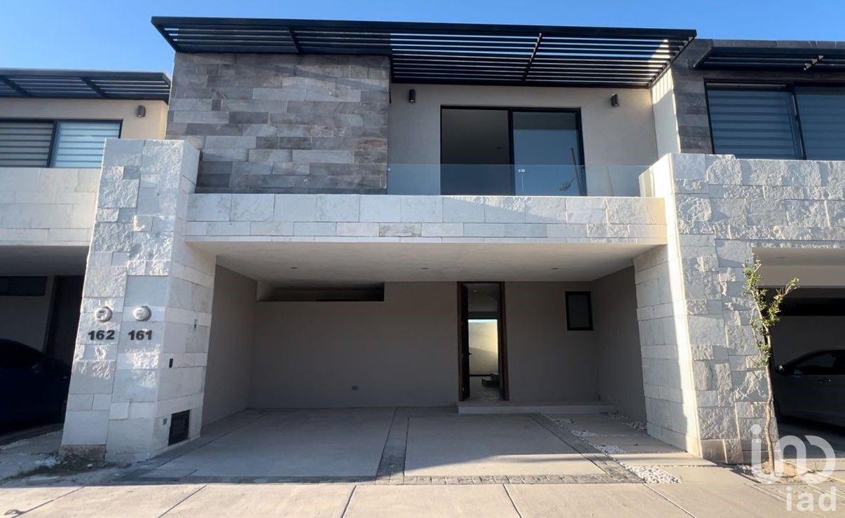 Casa a estrenar en Punta del Cielo