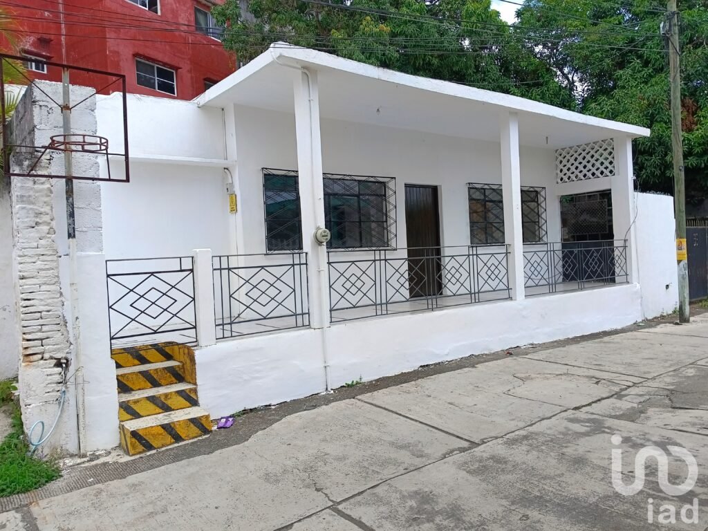 Casa en Venta en calle Carmen Serdán en el centro de San Andrés Tuxtla, Ver.