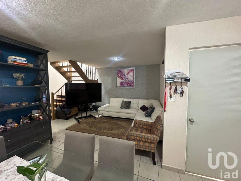Se vende Casa en Privada Paseos de los Solares en Pachuca, Hidalgo