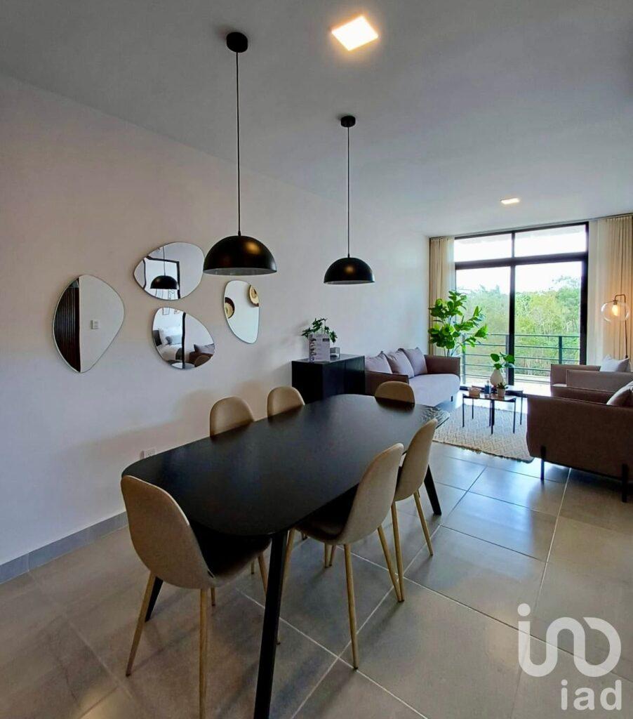 Departamento Equipado de Lujo en Avenida Huayacán