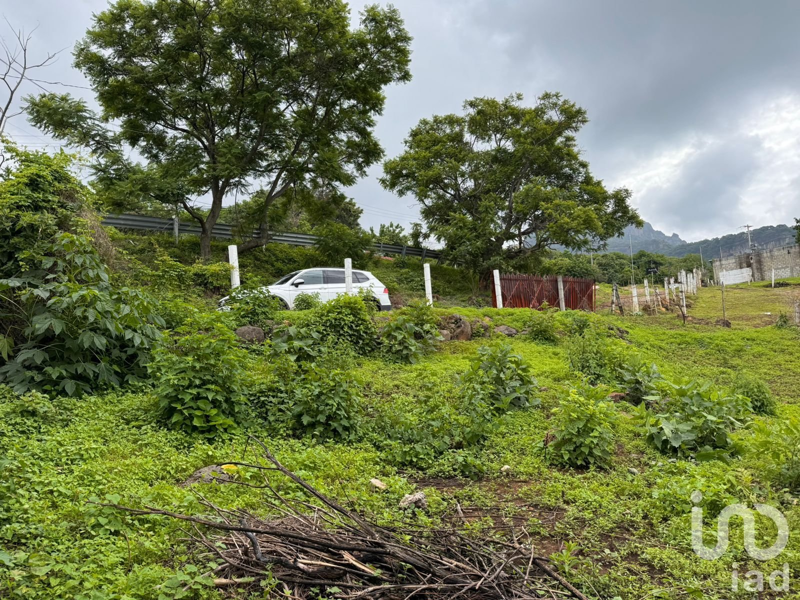 TERRENO EN VENTA, CARRETERA FEDERAL CUERNAVACA – TEPOZTLÁN
