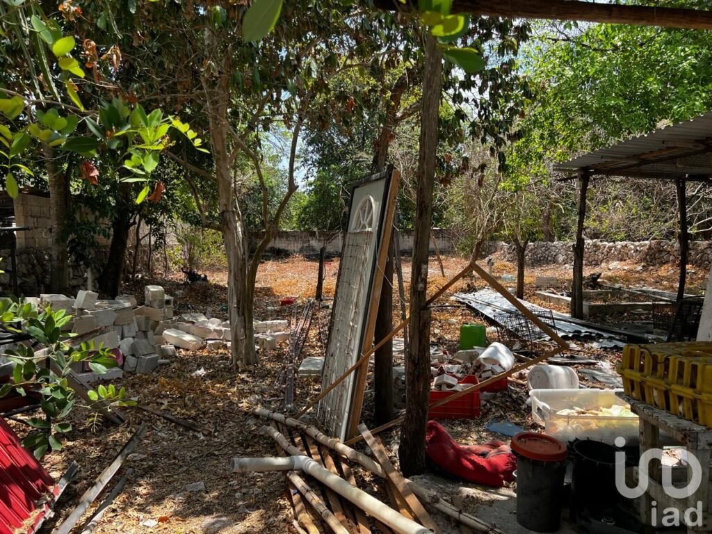Rento terreno para negocio en el centro de hunucma, yucatan.