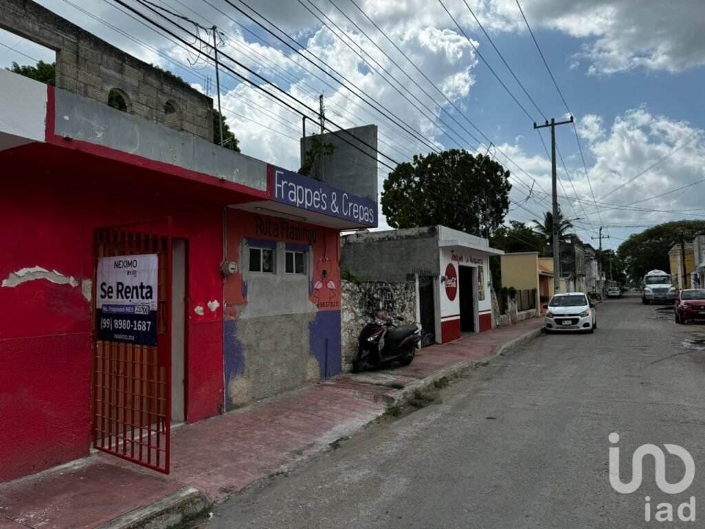 Renta de casa en el centro de hunucma.
