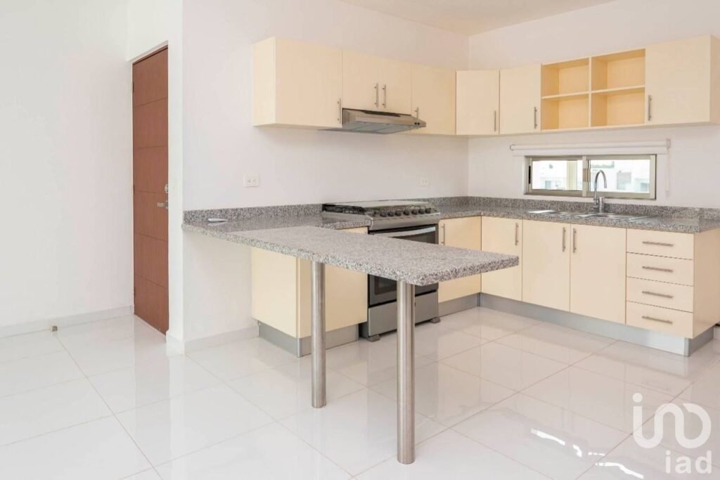 Departamento en venta en Avenida Huayacan, Benito Juarez Quintana Roo.