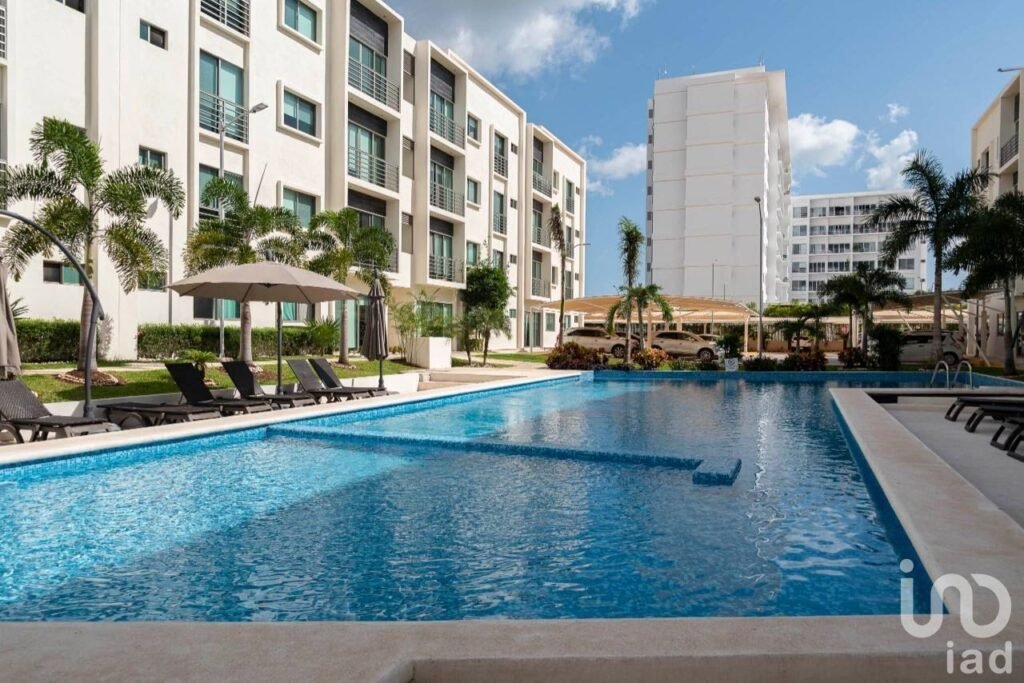 Departamento en venta en Avenida Huayacan, Benito Juarez Quintana Roo.