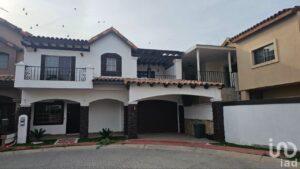 Casa en VENTA, LA TOSCANA RESIDENCIAL