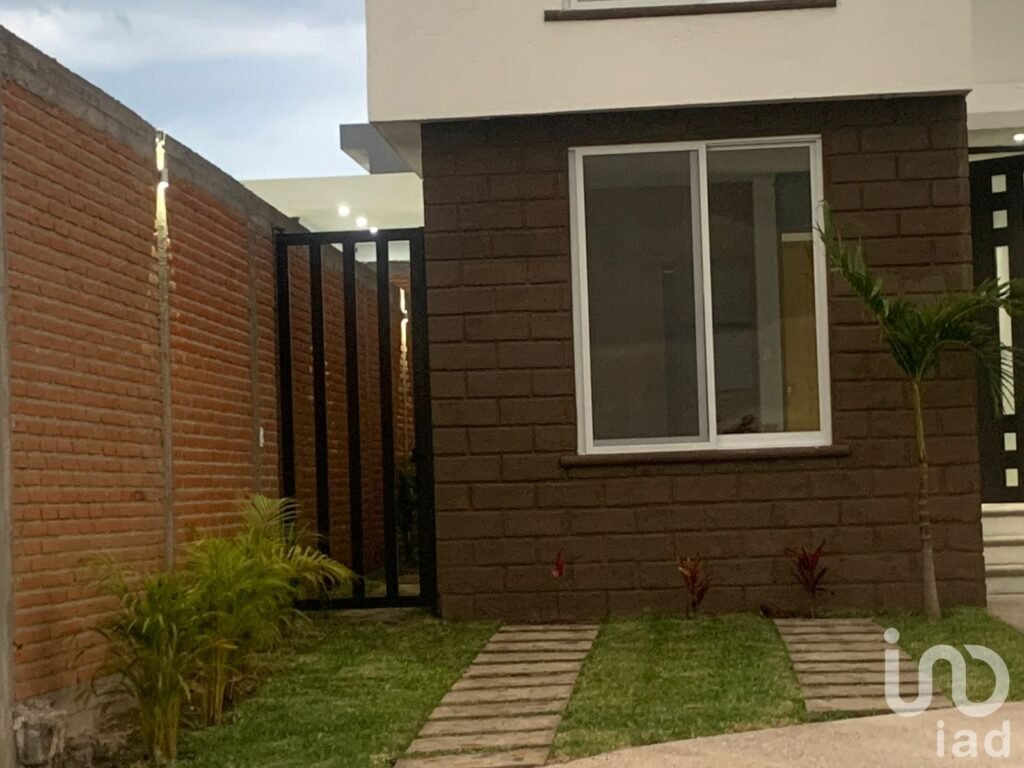 Casa en Venta en Privada, cerca Lomas Cocoyoc, Morelos