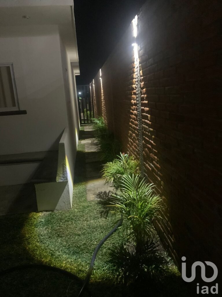 Casa en Venta en Privada, cerca Lomas Cocoyoc, Morelos