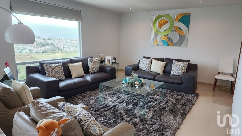 VENTA CASA EN CONDOMINIO LOMAS DE LAS AGUILAS