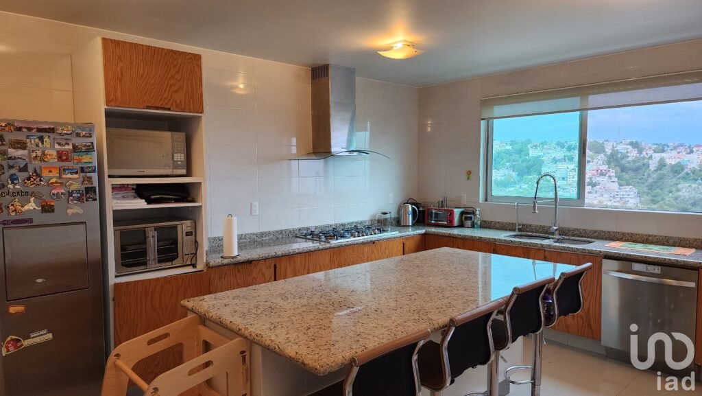 VENTA CASA EN CONDOMINIO LOMAS DE LAS AGUILAS