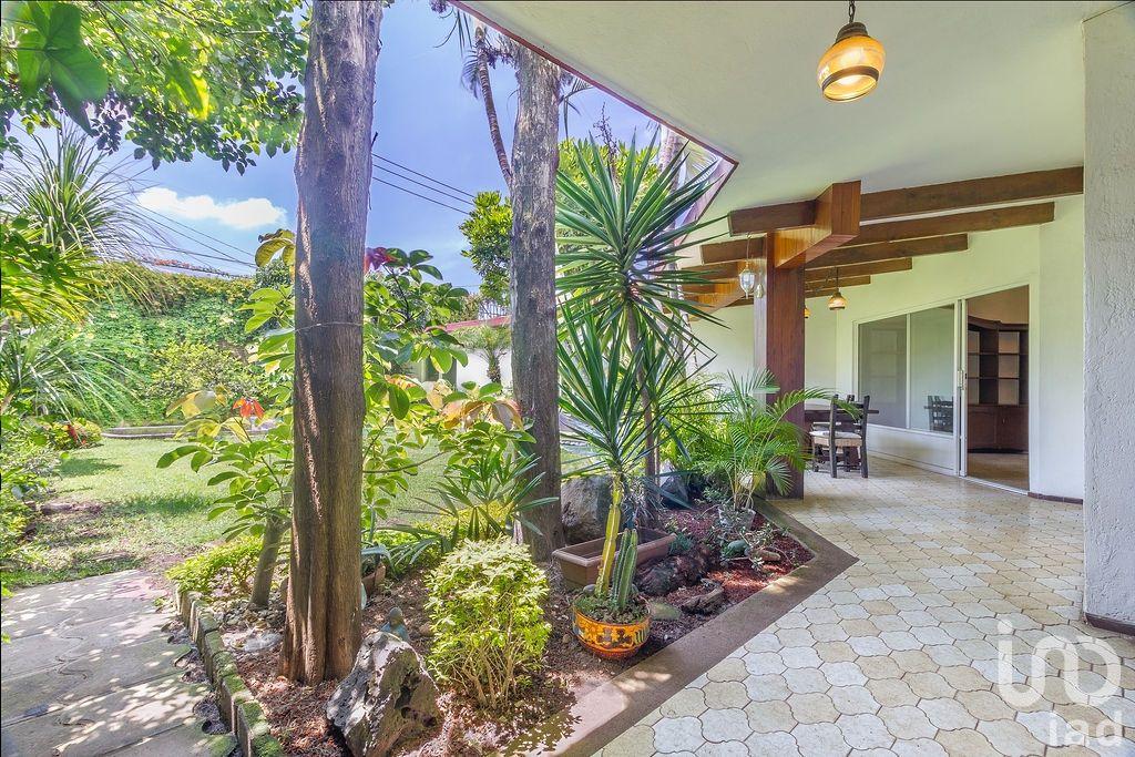 CASA EN VENTA ZONA DORADA VISTA HERMOSA