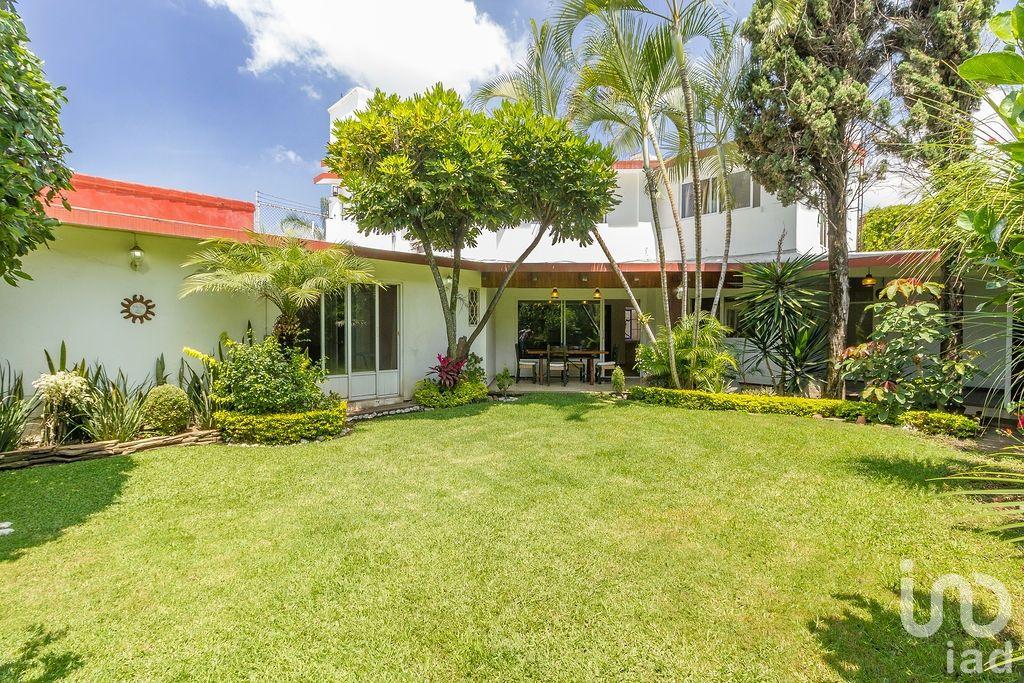 CASA EN VENTA ZONA DORADA VISTA HERMOSA