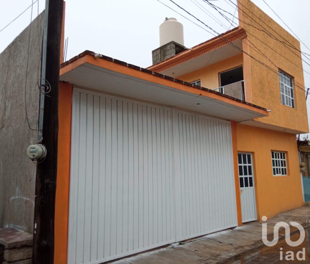 CASA EN VENTA EN TECAMACHALCO