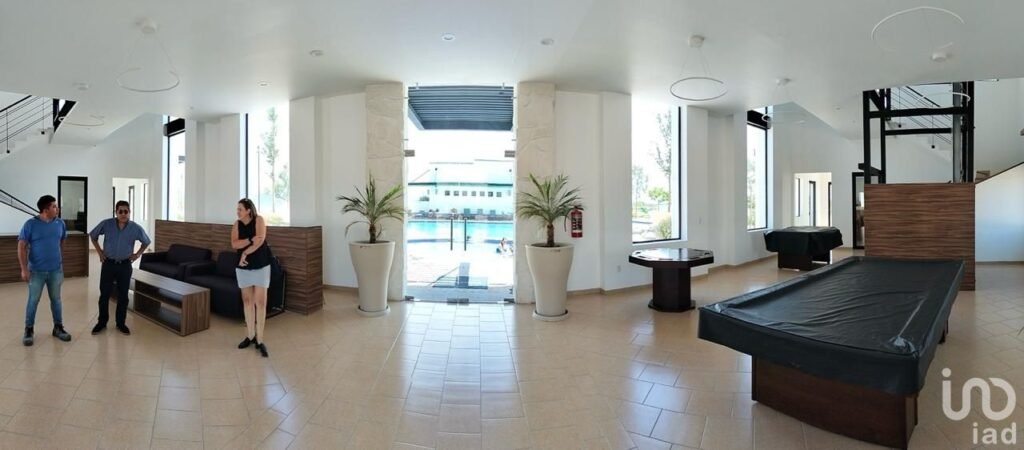 Terreno Residencial en Querétaro en Ciudad Maderas con Amenidades