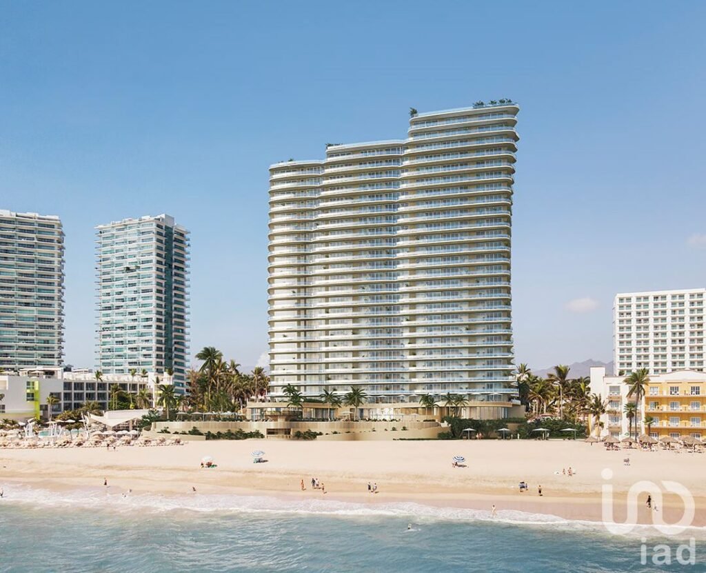 DEPARTAMENTO de LUJO, FRENTE al MAR, en el CORAZÓN DE PUERTO VALLARTA