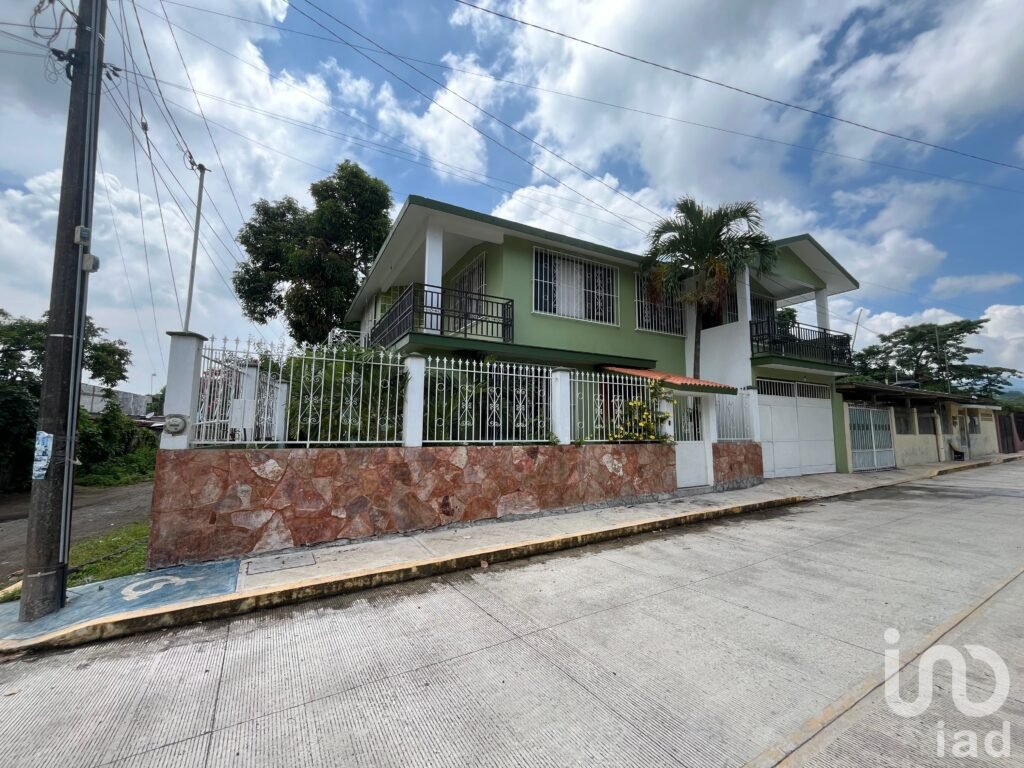 Casa en Venta en Colonia Don Pedro, Catemaco, Veracruz