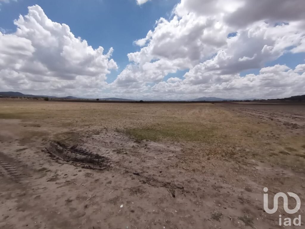 Terrenos Ejidales en Venta, entre San Francisco y el Carmen Tizayuca. Uso Habitacional e Industrial.