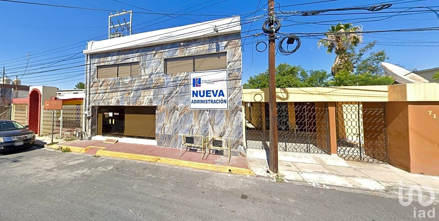 Clinica de maternidad, totalmente equipada, más terreno adicional.