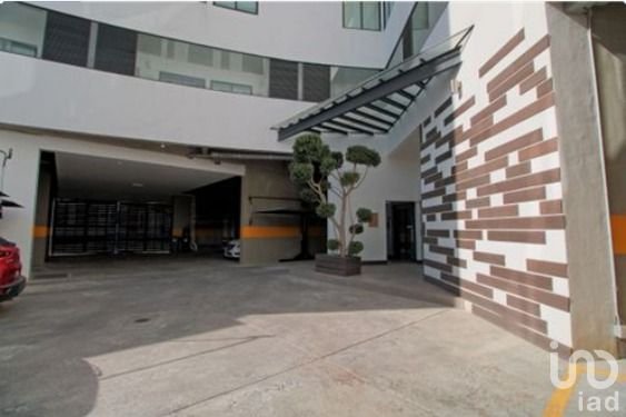 Departamento de 2 niveles y roof garden en La Paz