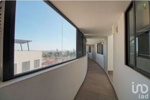 Departamento de 2 niveles y roof garden en La Paz