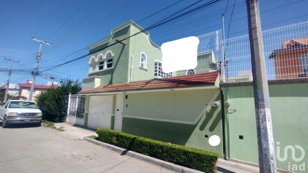 CASA EN VENTA EN COLONIA ISSSTE,PACHUCA,HGO.