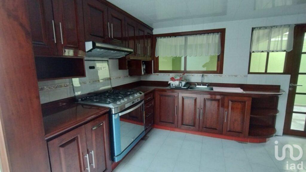 CASA EN VENTA EN COLONIA ISSSTE,PACHUCA,HGO.