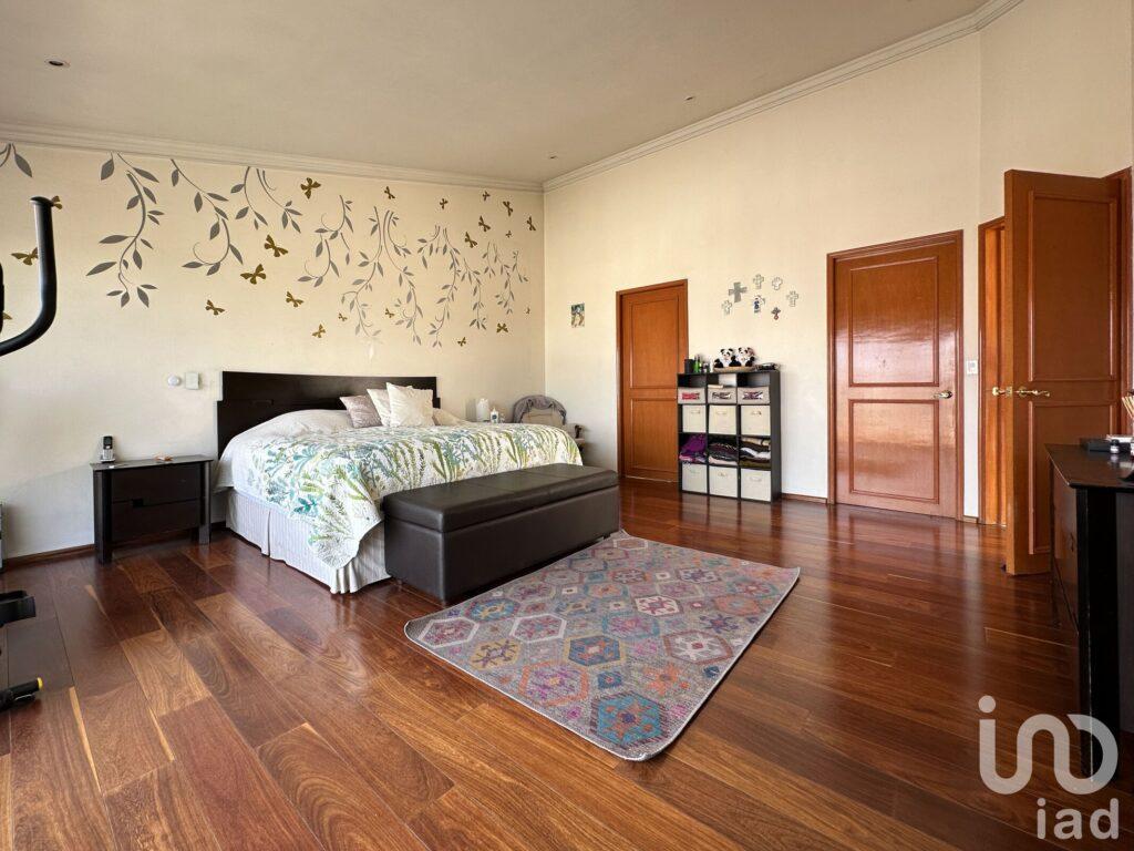 Casa en venta en Hacienda de Las Palmas Huixquilucan, México