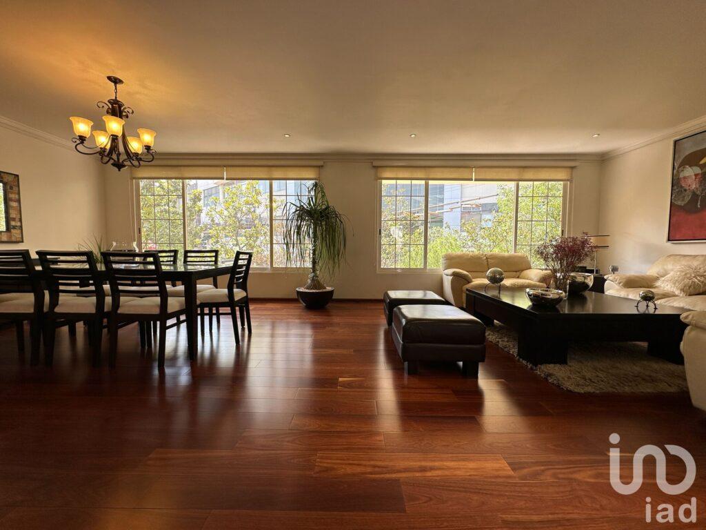 Casa en venta en Hacienda de Las Palmas Huixquilucan, México