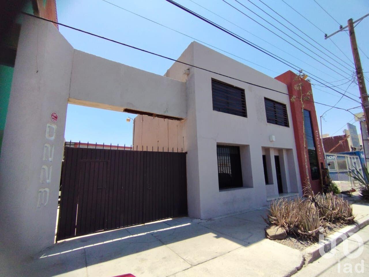 EDIFICIO EN VENTA EN AVENIDA ABASOLO EN LA PAZ BAJA CALIFORNIA SUR