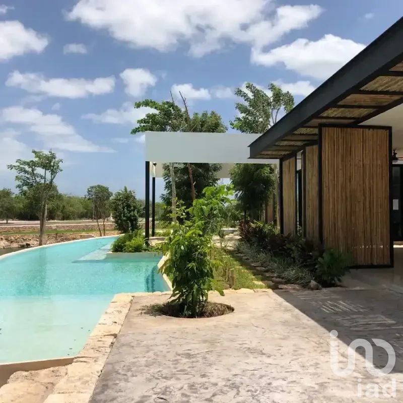 TERRENO RESIDENCIAL EN PRIVADA EN PROGRESO YUCATÁN