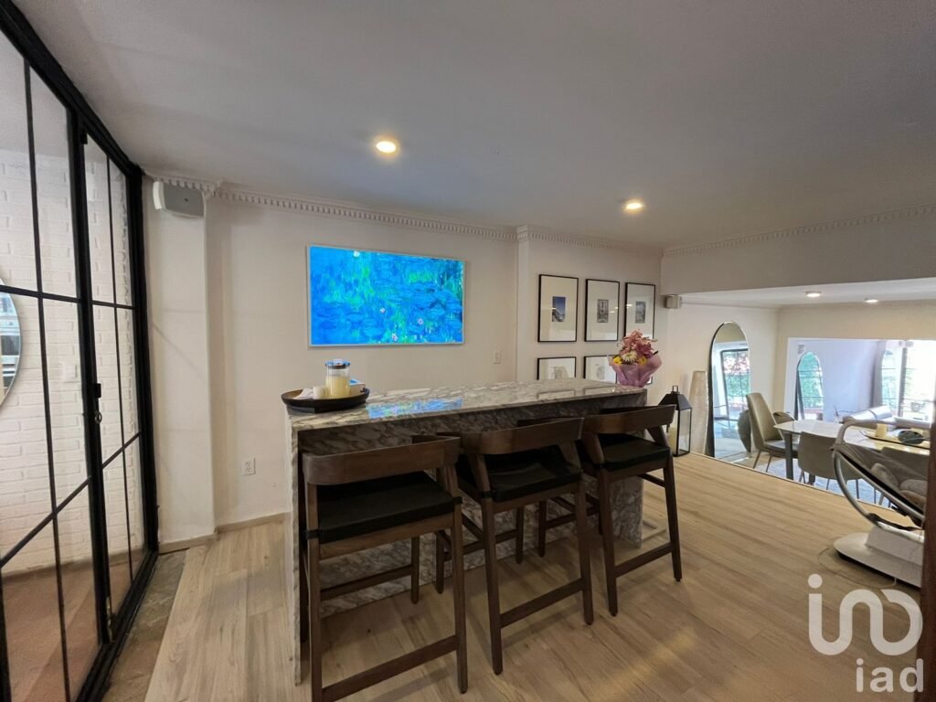 Se vende hermosa casa remodelada con vista panorámica en Lomas  de Santa Fe