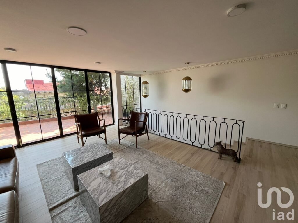 Se vende hermosa casa remodelada con vista panorámica en Lomas  de Santa Fe