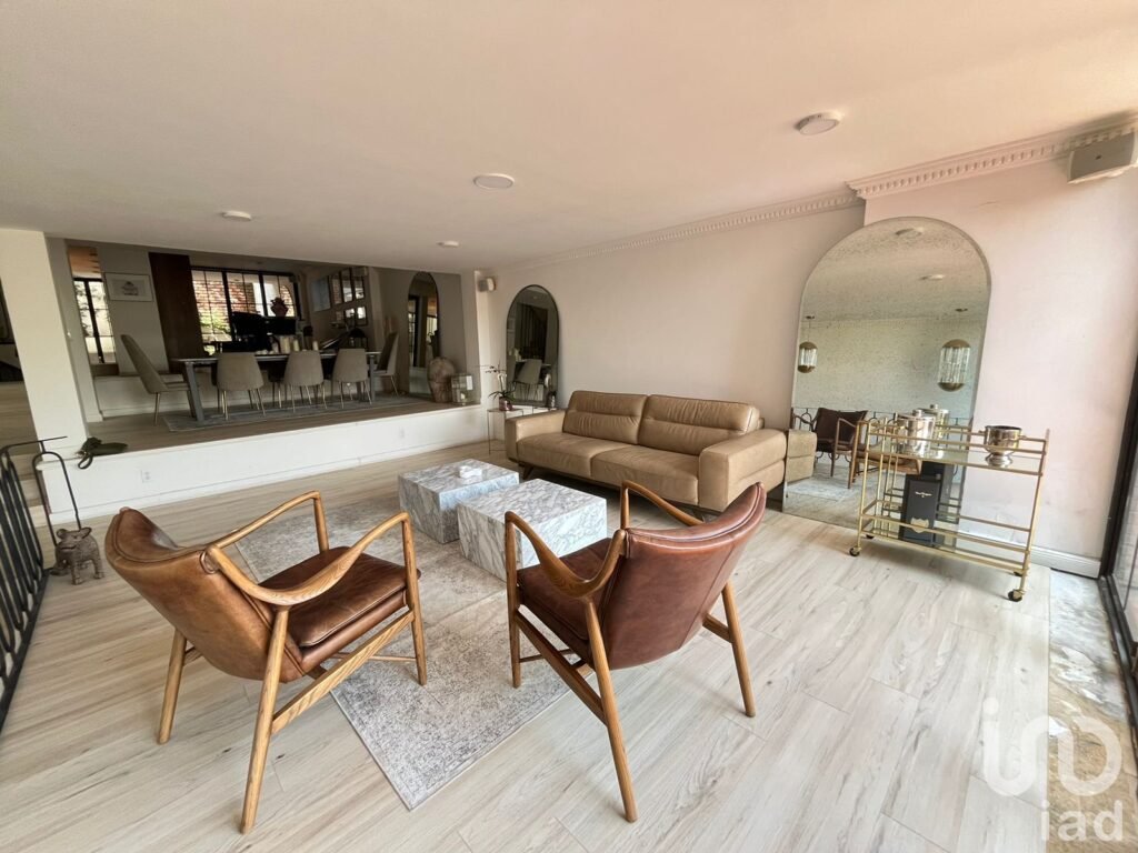 Se vende hermosa casa remodelada con vista panorámica en Lomas  de Santa Fe