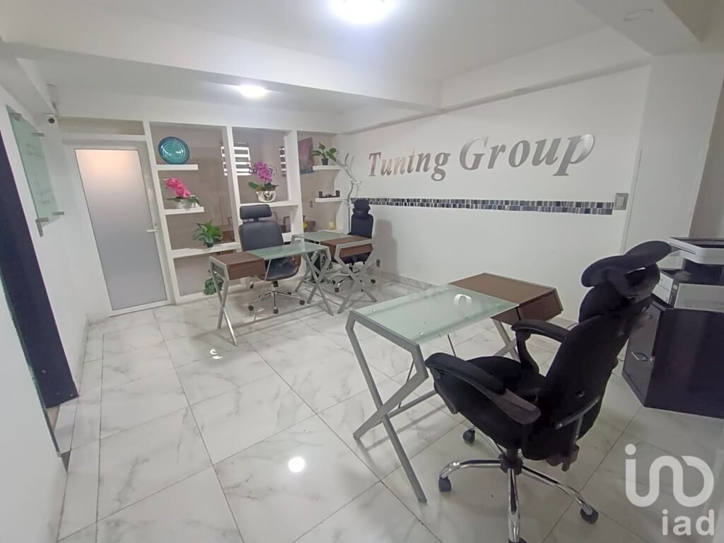 Edificio en Venta de 4 pisos para oficinas Col. Avante