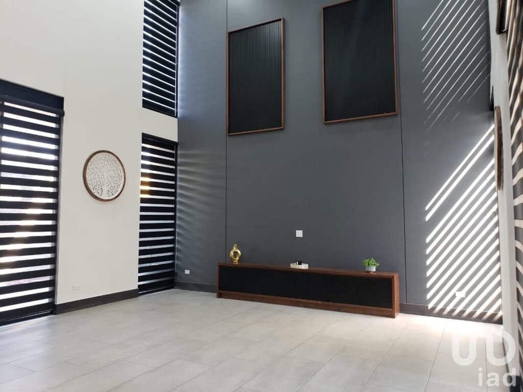 Casa Recien Construida en Venta en Fracc. Villafontana.