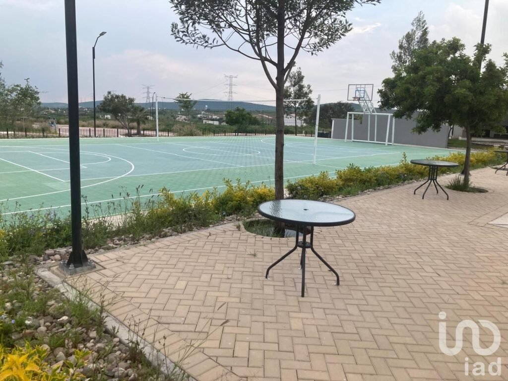 TERRENO EN VENTA CD MADERAS CLUSTER BUGAMBILIA EN CORREGIDORA