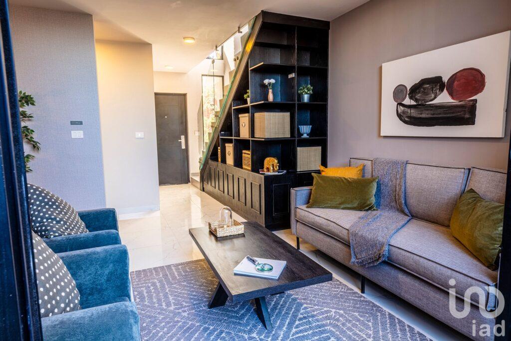 Casa en venta en Zibata con Recamara en Planta Baja Querétaro