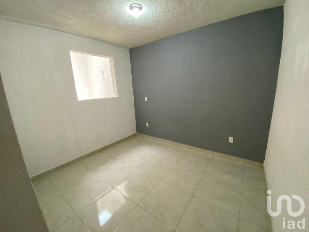 CASA VENTA UNA PLANTA EL POTRERO CERCA DE AVENIDA COINTZIO MORELIA