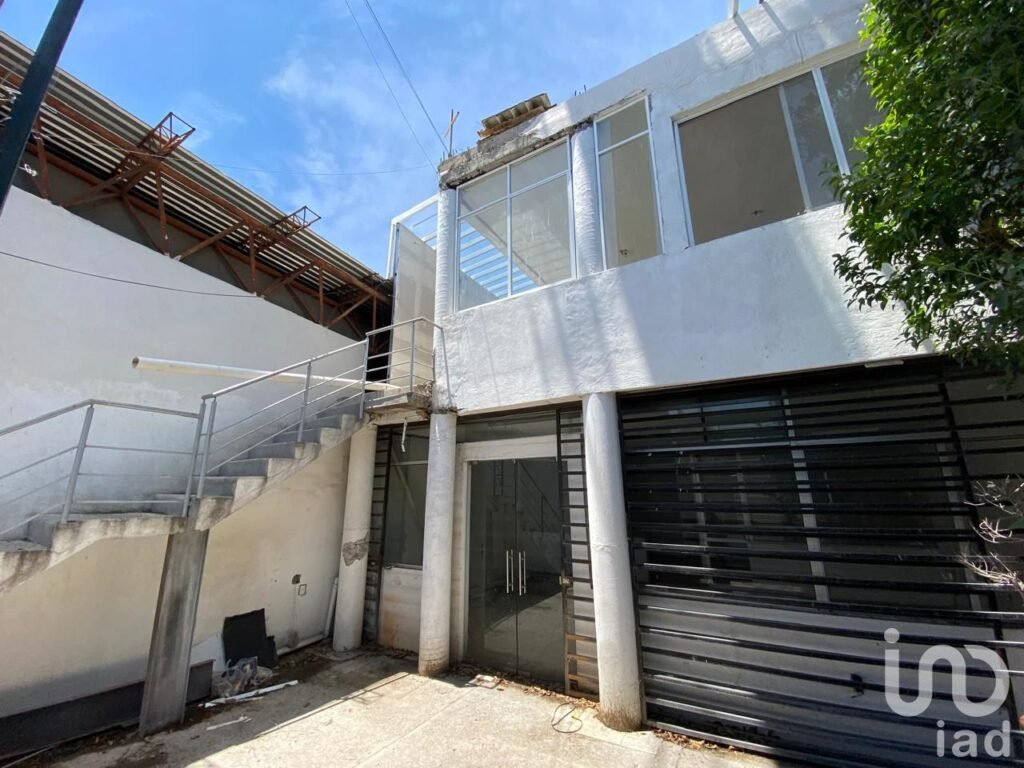 OFICINA y NAVE AV AGUASCALIENTES