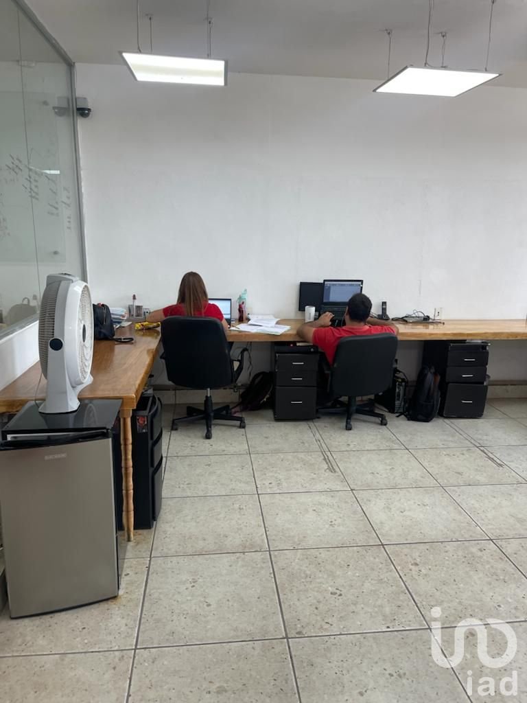 OFICINA y NAVE AV AGUASCALIENTES