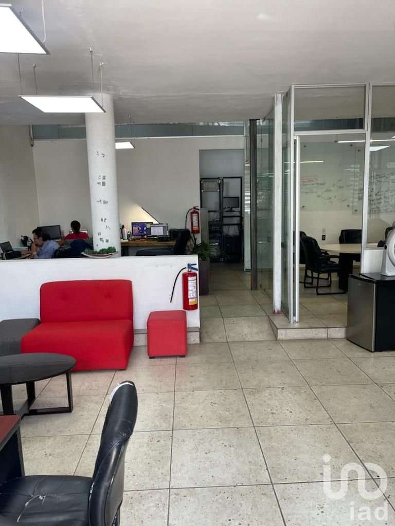 OFICINA y NAVE AV AGUASCALIENTES