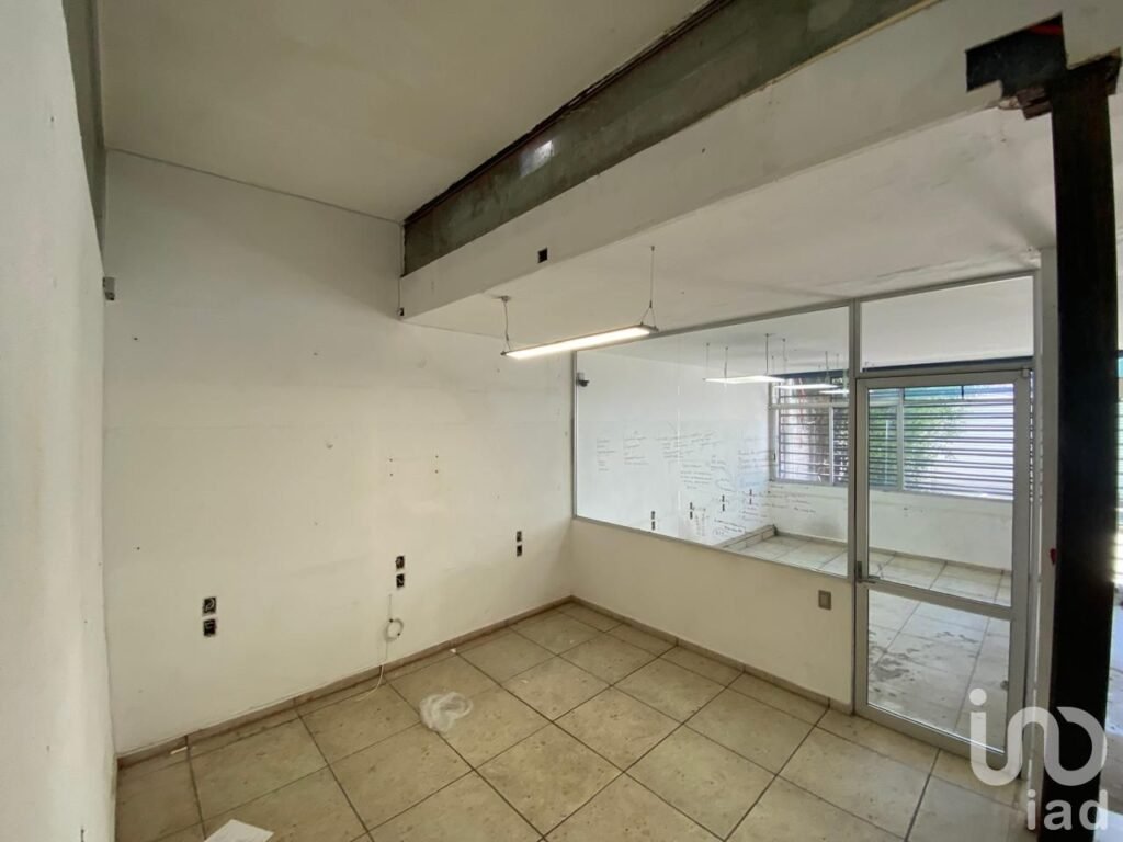 OFICINA y NAVE AV AGUASCALIENTES