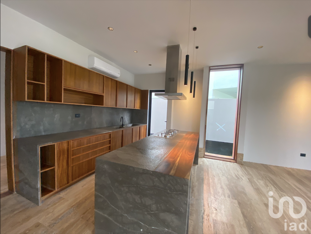 Venta de Casa en Residencial Lagos del Sol Cancún, Quintana Roo